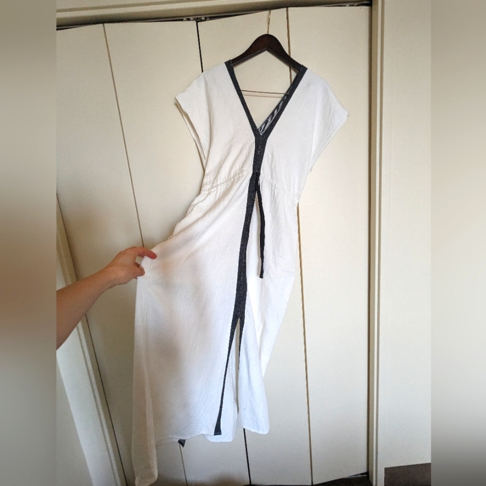 Aish Beach dress black and white size M/L